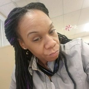 Meet your Posher, Candace